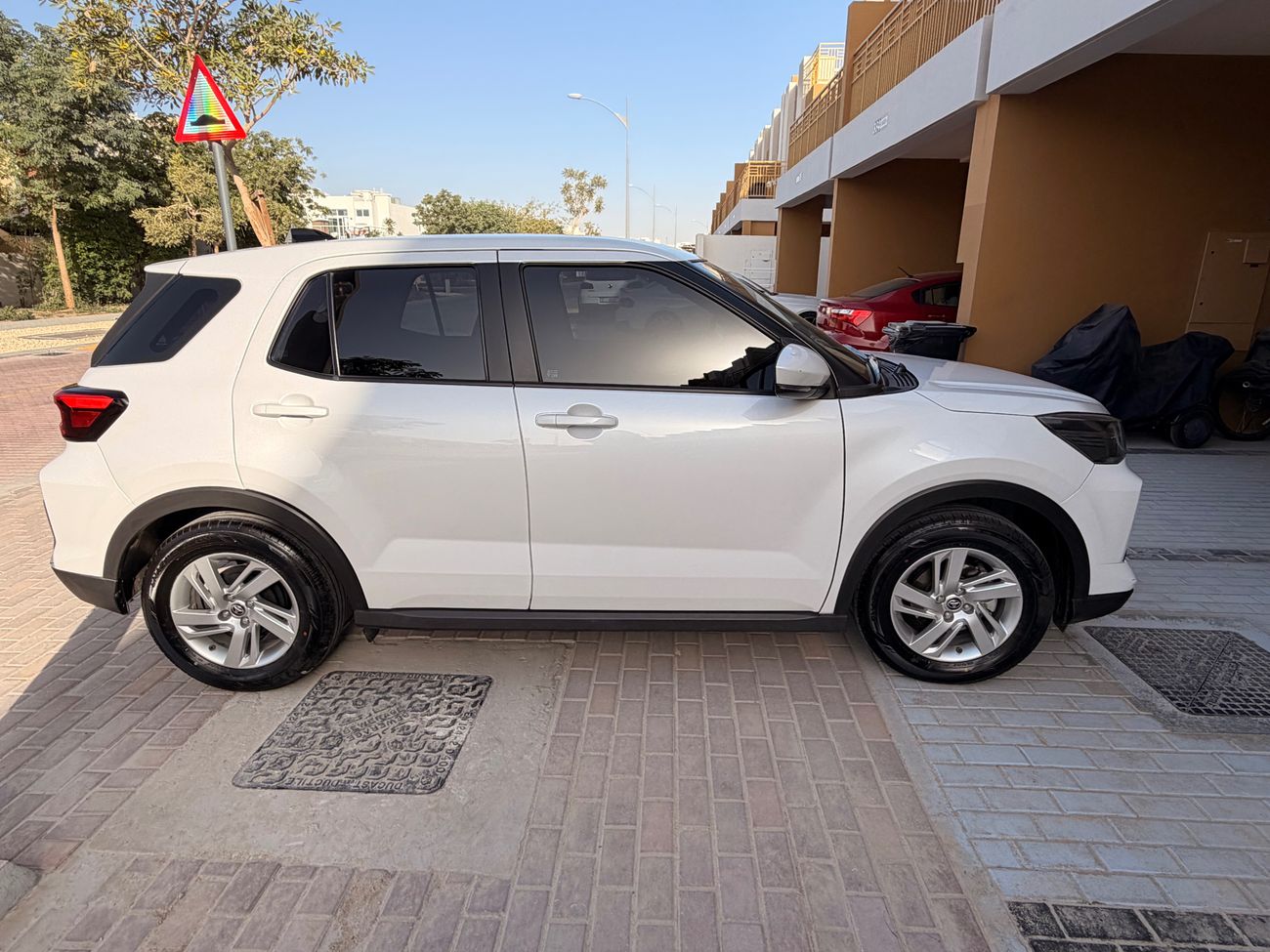 تويوتا ريز 1.2L E