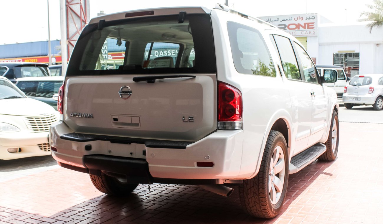 Nissan Armada LE  V8