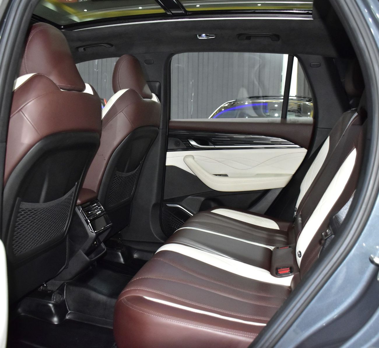 Geely Monjaro EXCELLENT DEAL for our Geely Monjaro 4WD ( 2024 Model ) in Grey Color GCC Specs