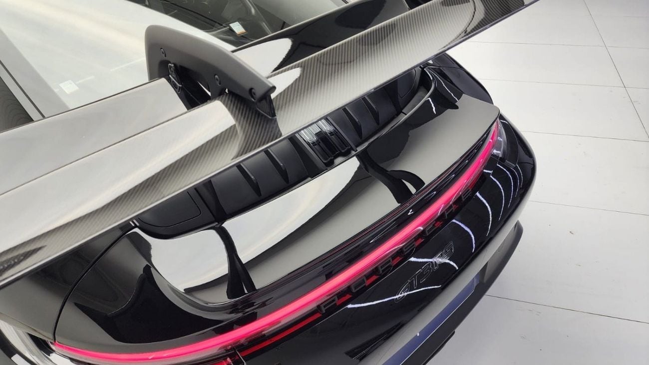 بورش 911 GT3 RS 4.0L (520 HP) Coupe