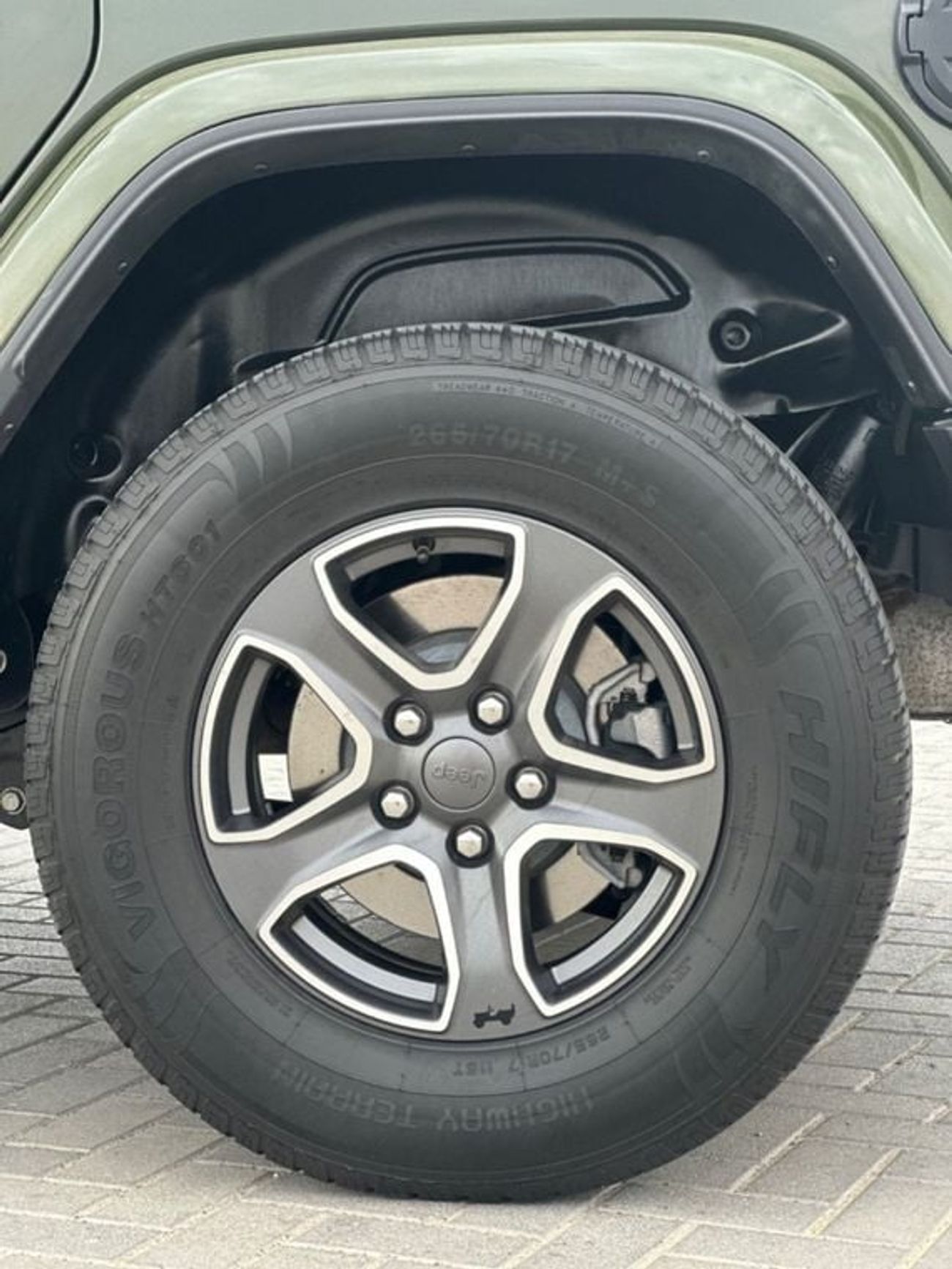 Jeep Wrangler Sport 3.6L M/T MODEL 2021 GCC CAR PERFECT CONDITION INSIDE AND OUTSIDE FULL OPTION