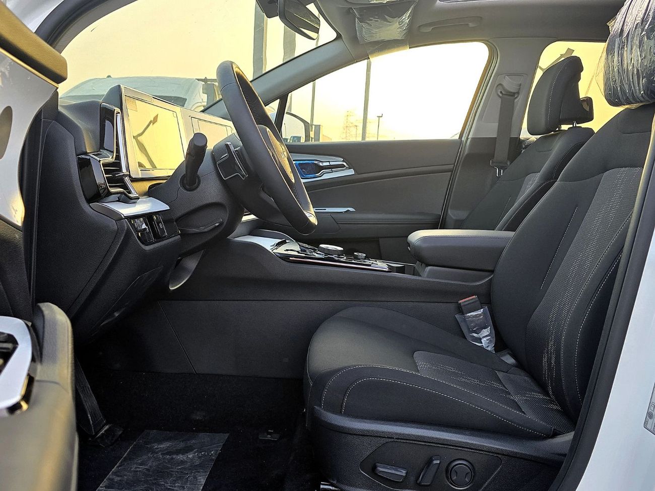 Kia Sportage KIA SPORTAGE EX 1.6L Turbo A/T SUV White pearl 2025 model