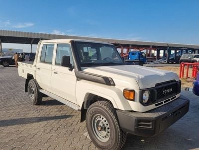 Toyota Land Cruiser Pick Up 6 CYLINDERS MANUAL AVAILABLE DIESEL AND PETROL