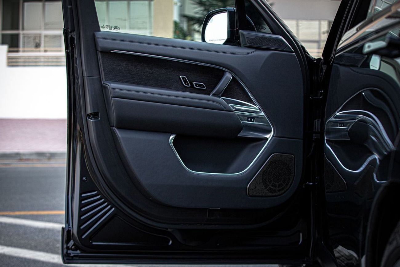 Land Rover Range Rover FIRST EDITION P530