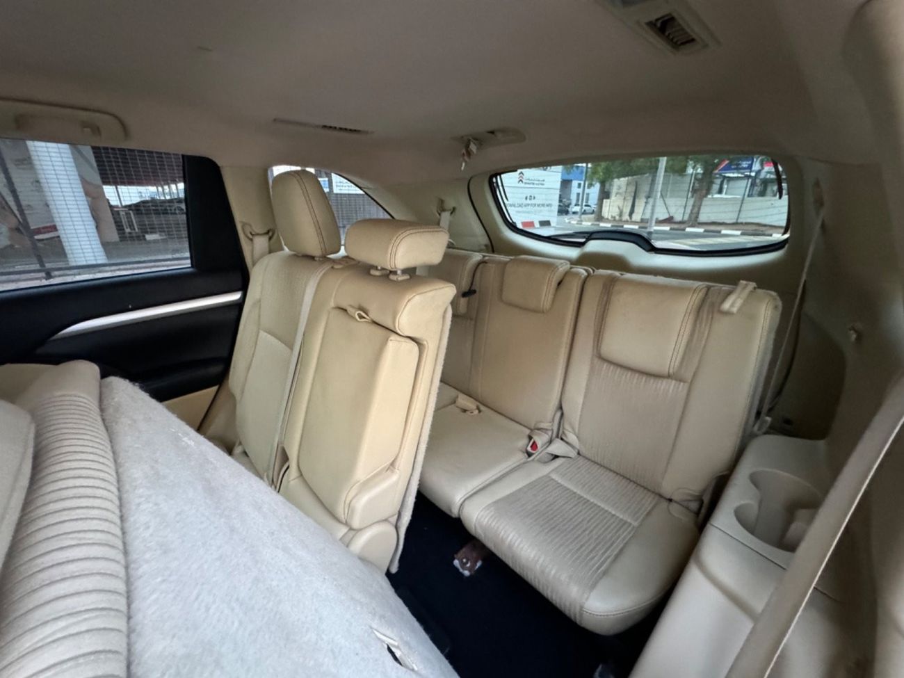 Toyota Highlander 2017 LE 4x4 BEIGE COLOR US SPEC