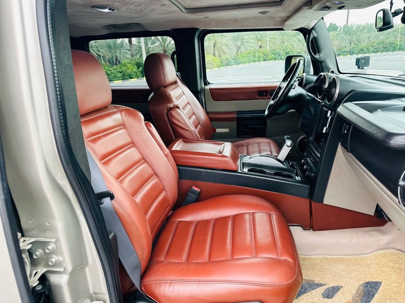 Hummer H2 MODEL 2005 car perfect condition inside and outside full option sun roof leather seats