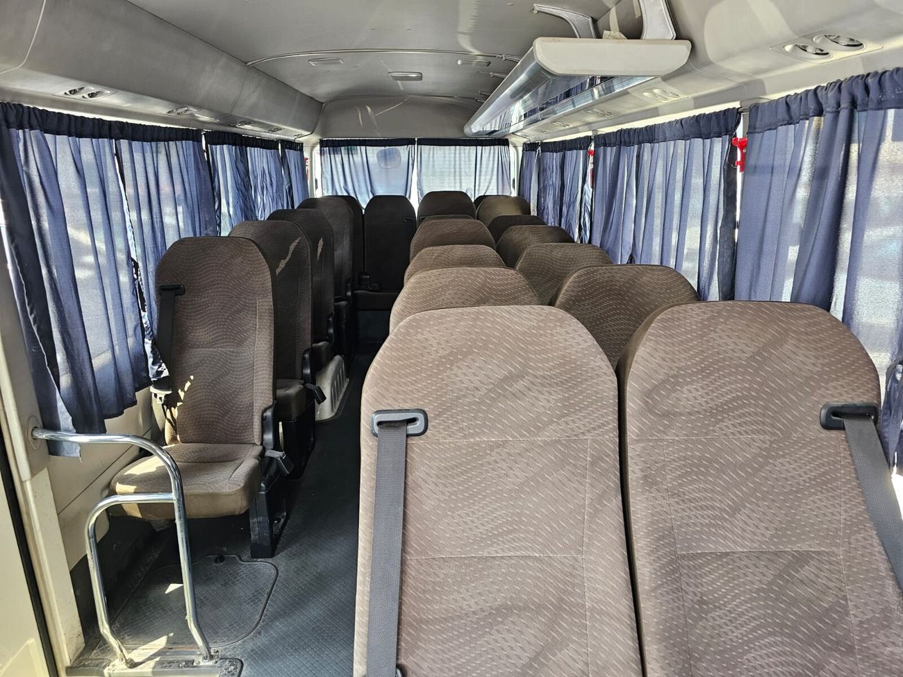 Toyota Coaster DIESEL/ V4 ENGINE/ 23 SEATER/ LOW MILEAGE/ LOT#70721