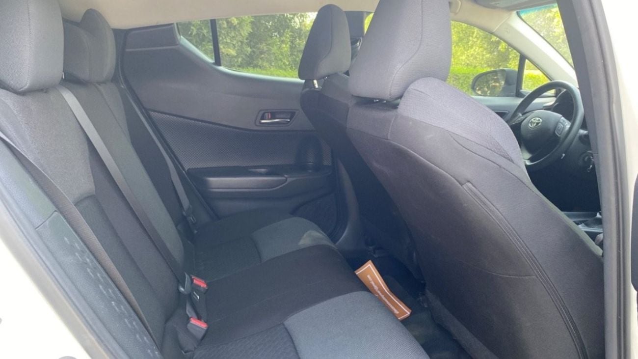 Toyota CHR XLE, 2.0L