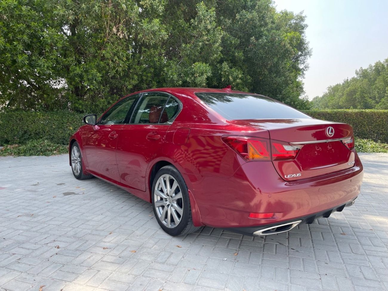 Lexus GS250 Lexus GS 250sport (GCC  _ SPEC) - mobile 2012- VERY GOOD CONDITION