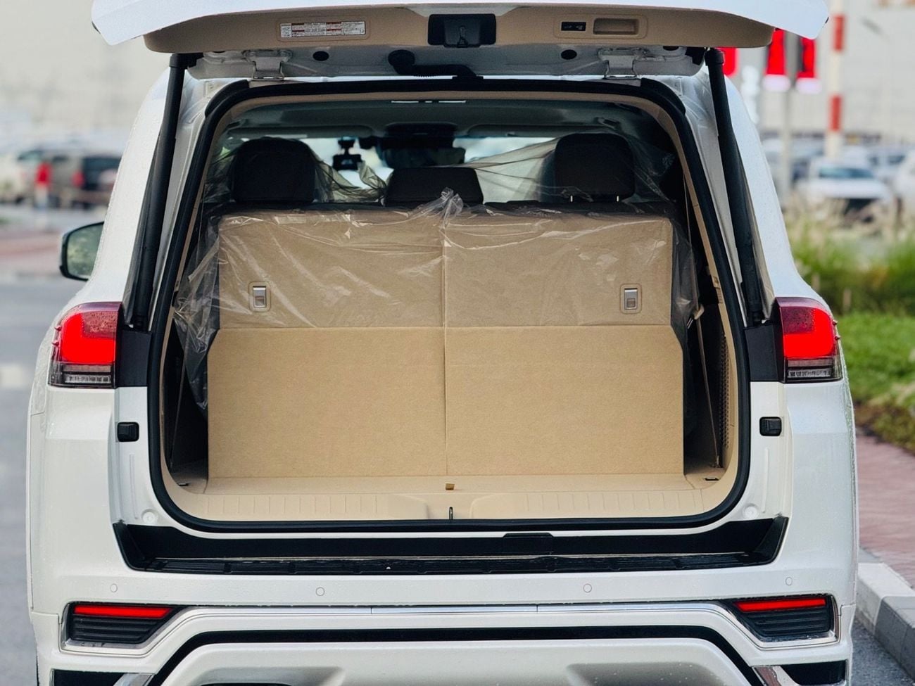 Toyota Land Cruiser Zx top of the range