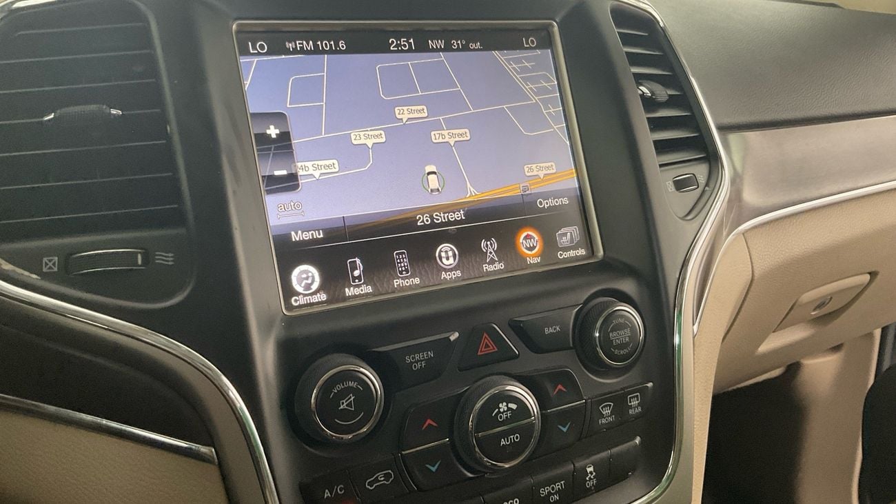 جيب جراند شيروكي Limited | شامل الضمان | 0 ﺪﻔﻋﺓ ﺃﻮﻟﻯ