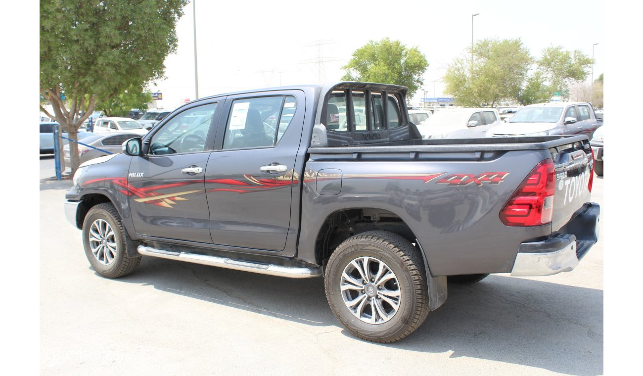 Toyota Hilux 4*4  SR5 Gasoline 2700 cc