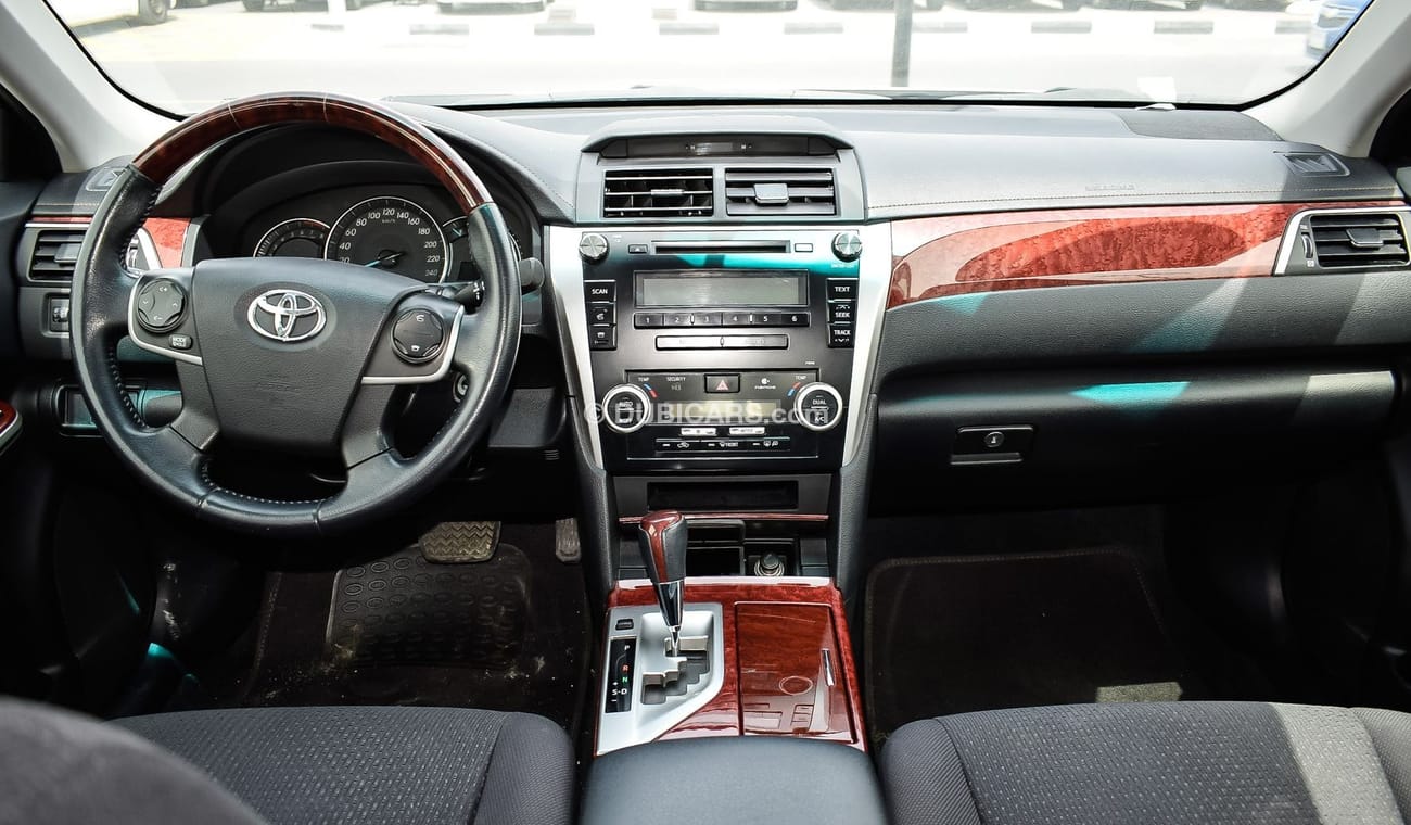 Toyota Camry 2015 no paint no accidents