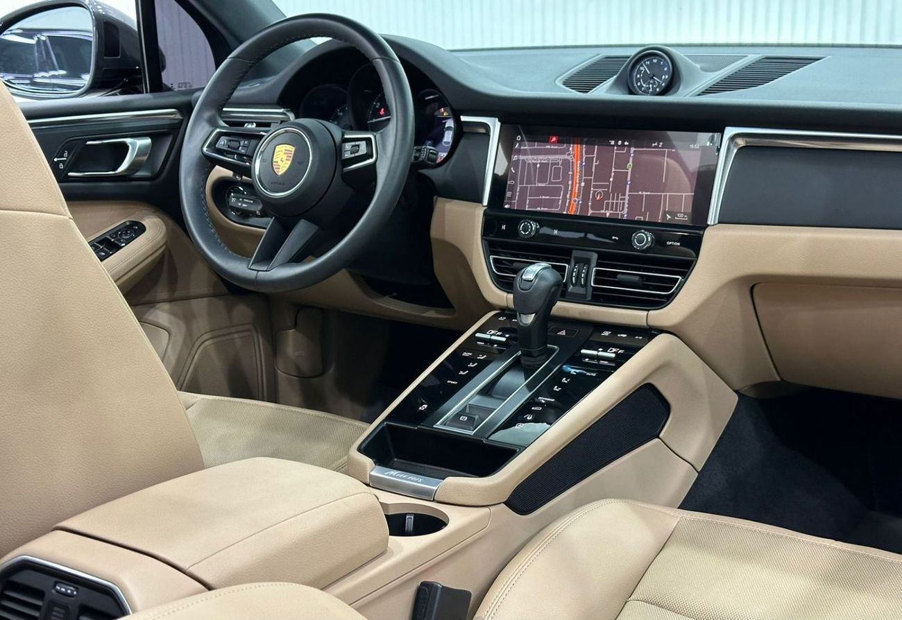 Porsche Macan 2023 Porsche Macan, February 2025 Porsche Warranty, Full Porsche Service History, Full Options, GCC