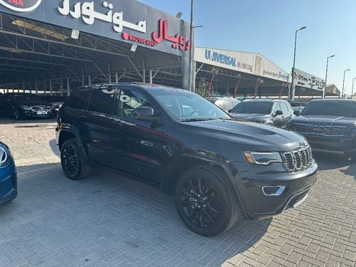 Jeep Grand Cherokee Jeep Grand Cherokee Full Option issued from America in excellent condition that can be installed on