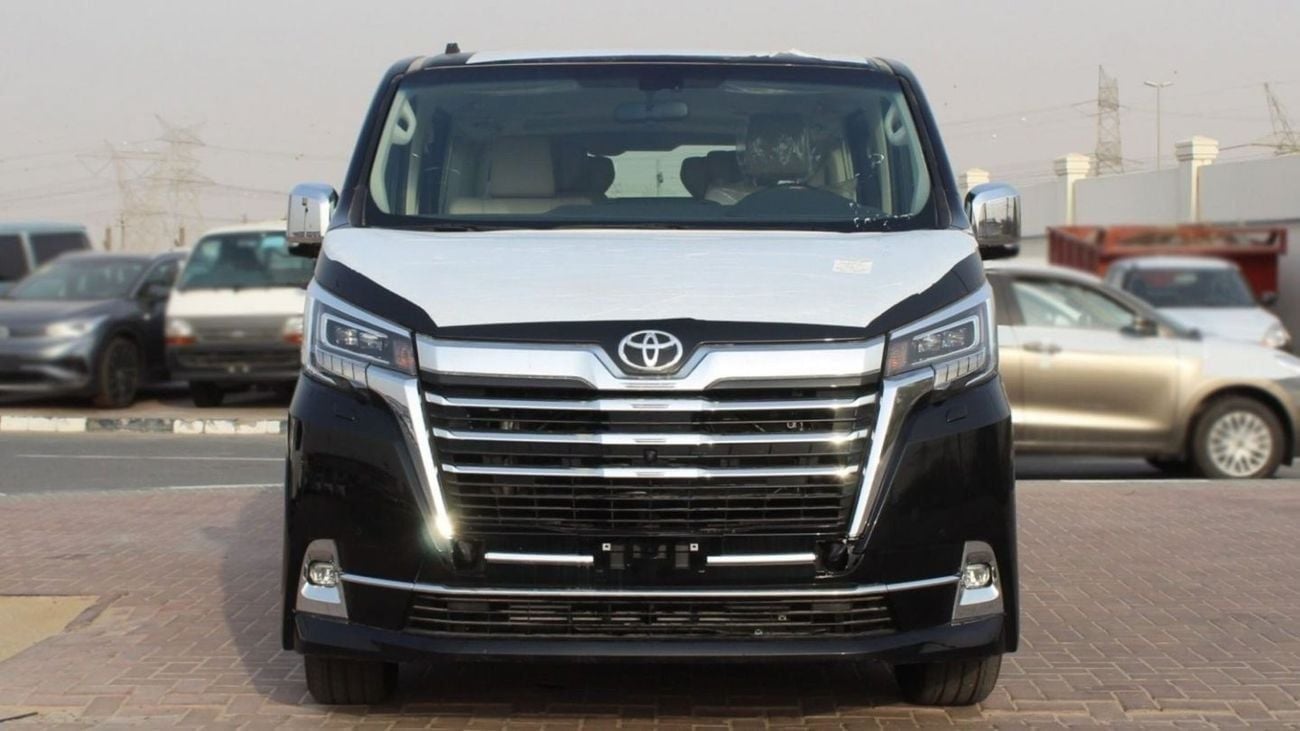 تويوتا جرافينا PREMIUM TOYOTA GRANVIA 2.8L WAGON 6 SEATS AT WG3