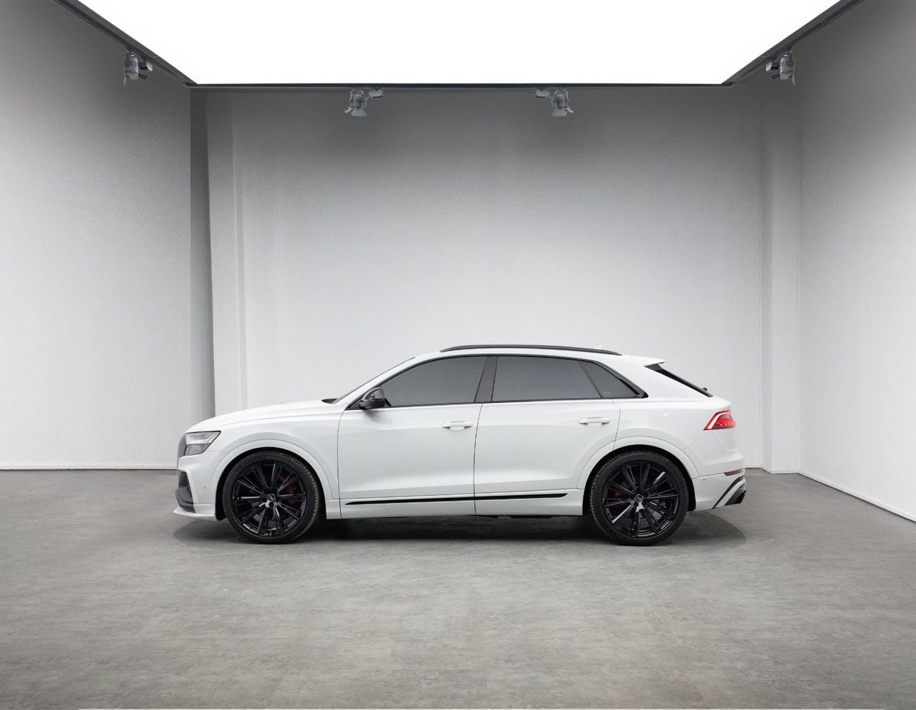 أودي SQ8 4.0 TFSI quattro (507 HP)