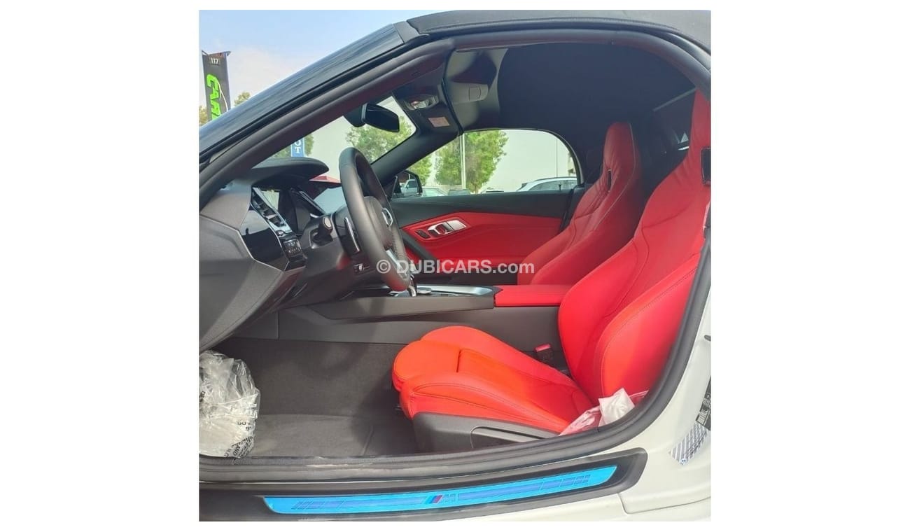 BMW Z4 S Drive 20i 5 years Warranty & Service 2023 GCC