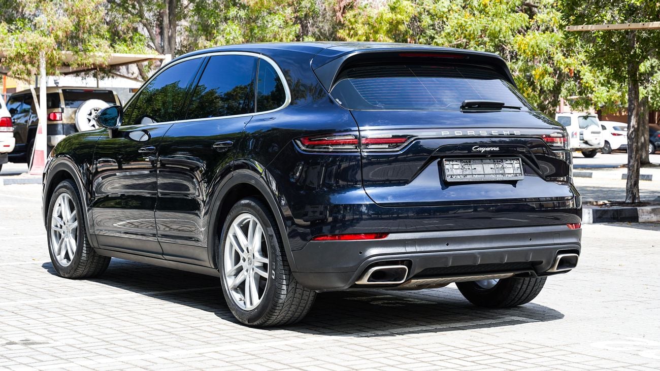 Porsche Cayenne Base