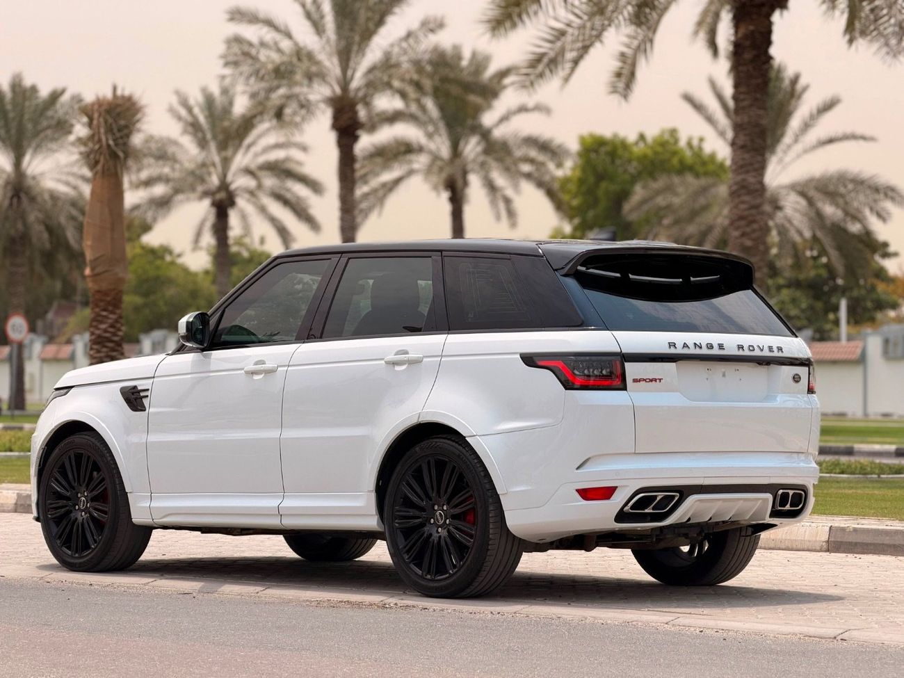 Land Rover Range Rover Sport HSE DYNAMIC