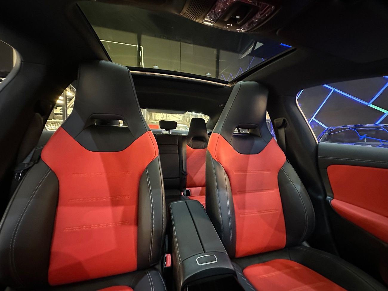 مرسيدس بنز CLA 250 4MATIC