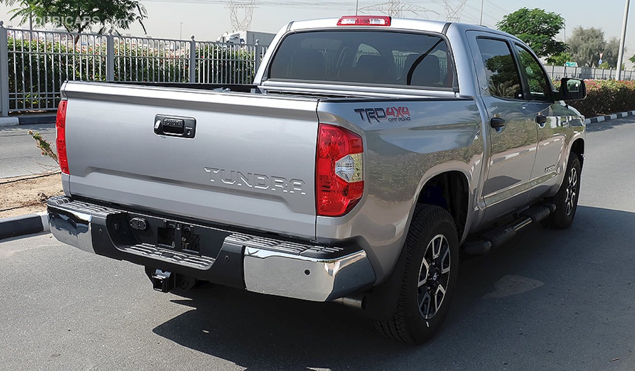 Toyota Tundra 2018 Crewmax SR5, 5.7-V8-4X4, 0km # VAT included