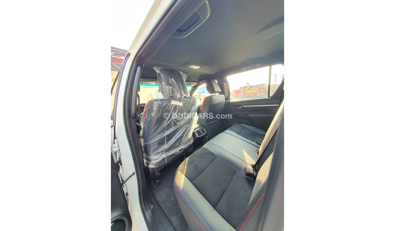 Toyota Hilux Toyota Hilux 2.8 Diesel DC 4*4 6AT GR-S