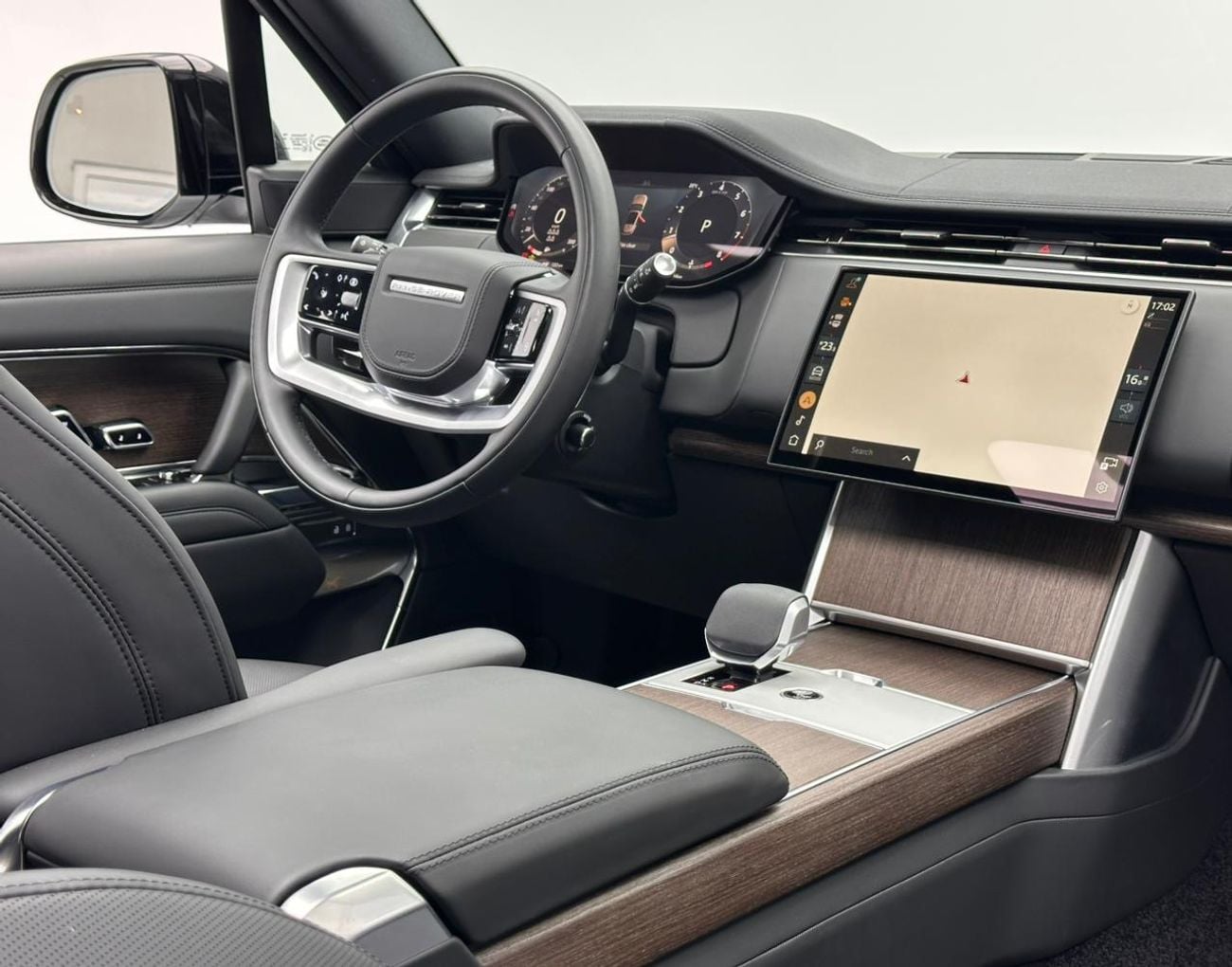 Land Rover Range Rover LWB SE P530 4.4L 2025 Land Rover Range Rover SE P530 LWB, Warranty, Excellent Condition