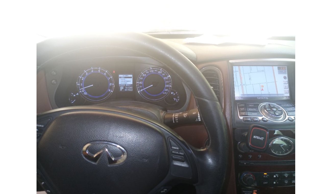 إنفينيتي QX50 Full option