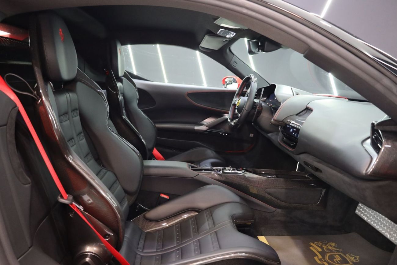 Ferrari SF90 Stradale 2022 Ferrari SF90 Stradale, Apple CarPlay, JBL Audio, 360° Camera, Daytona Racing Seats!!