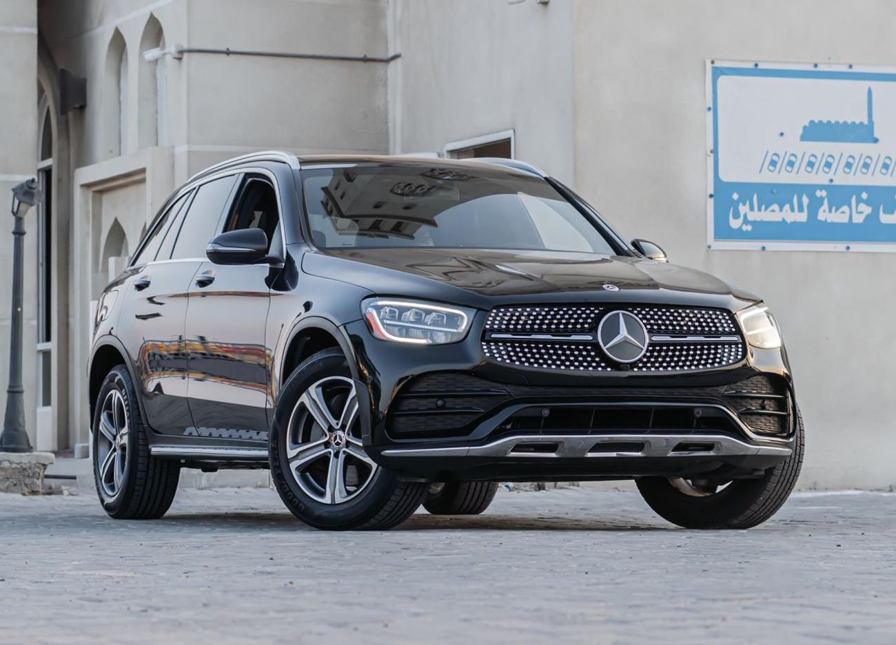 مرسيدس بنز GLC 300 Std 2.0L