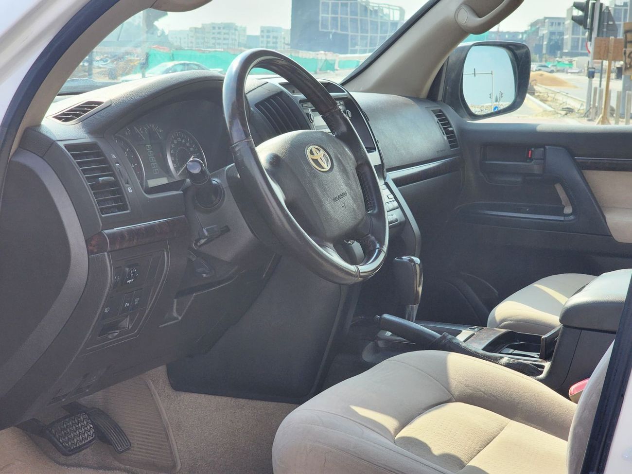 تويوتا لاند كروزر GX.R V6