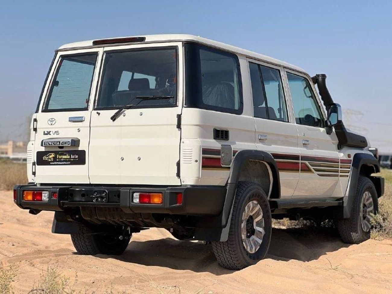 Toyota Land Cruiser 70 LC76 4.0L PTR A/T // 2026 // FULL OPTION WITH FRIDDG , DVD&BACK CAMERA , CRUISE CONTROL // SPECIAL O