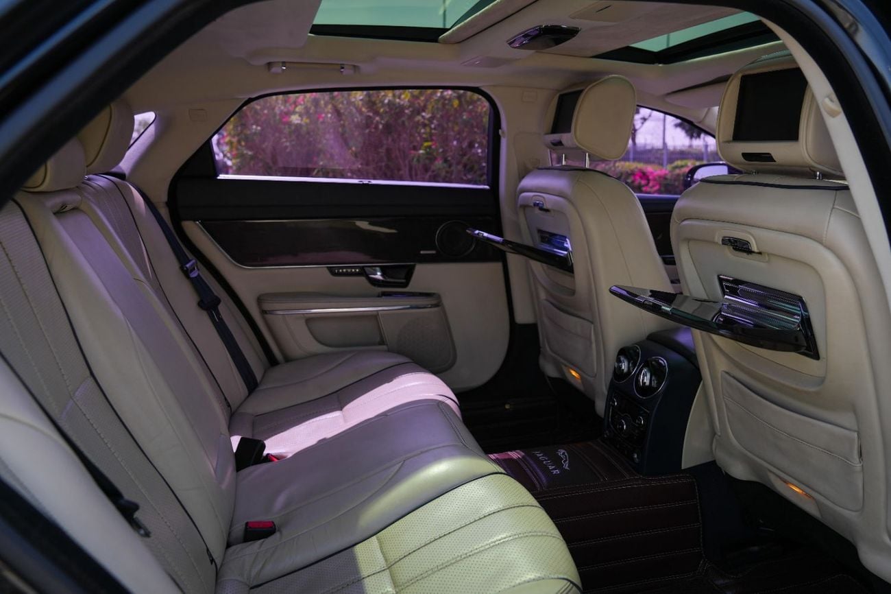جاكوار XJ L 2011 PORTFOLIO!! 5.0 V8 HSE!! KOREAN SPECS