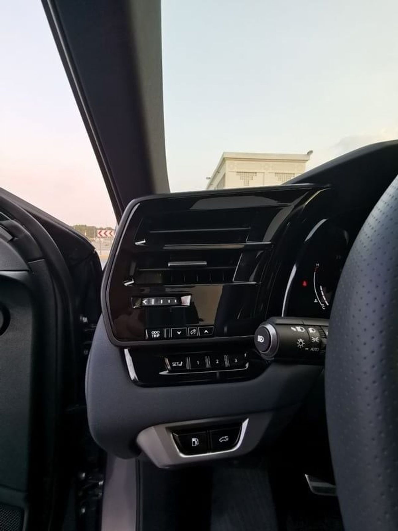 Lexus RX 500h F Sport Performance 2.4L Lexus RX500h Hybrid (F-Sport)-2023 - Grey