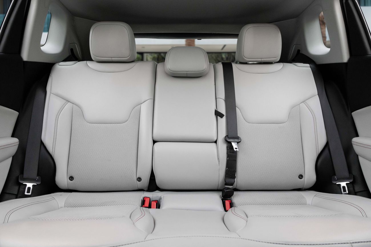 جيب كومباس Compass | 1,166 P.M | 0% Downpayment | LIMITED EXCELLENT CONDITION!