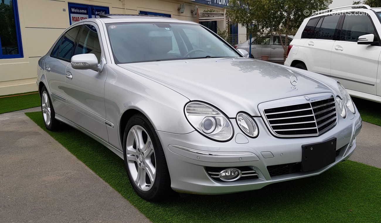 Mercedes-Benz E 350 Japan imported - Very clean car free accident 50000 km only