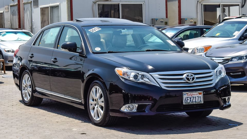 Used Toyota Avalon 2012 for sale in Dubai 262973