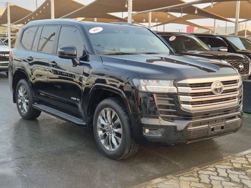 Toyota Land Cruiser GXR 3.5L TOYOTA LAND CRUISER GXR 2023 . ENGINE  3.5L/V6. TWIN TURBO