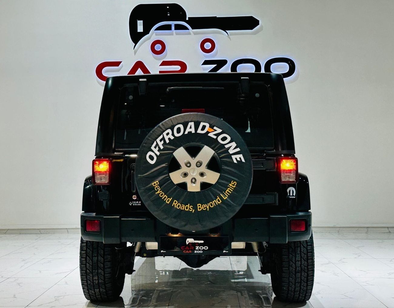 Jeep Wrangler Unlimited Sahara 3.6L A/T