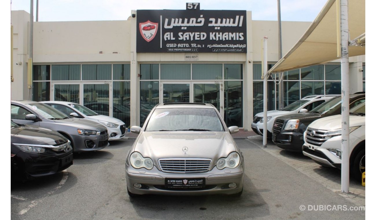 Mercedes-Benz C 200 ACCIDENTS FREE - GCC - PERFECT CONDITION - ELEGANCE - FULL OPTION - ENGINE 1800 CC