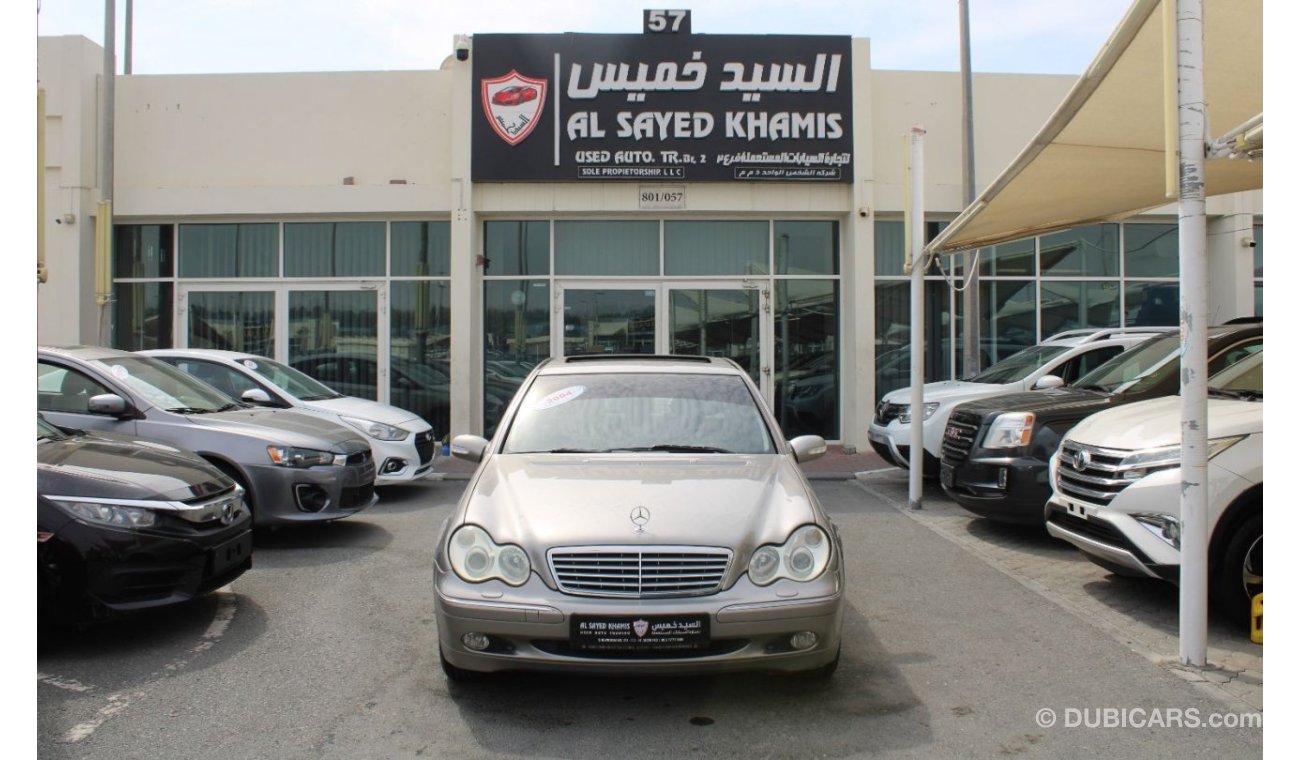 Mercedes-Benz C200 ACCIDENTS FREE - GCC - PERFECT CONDITION - ELEGANCE - FULL OPTION - ENGINE 1800 CC