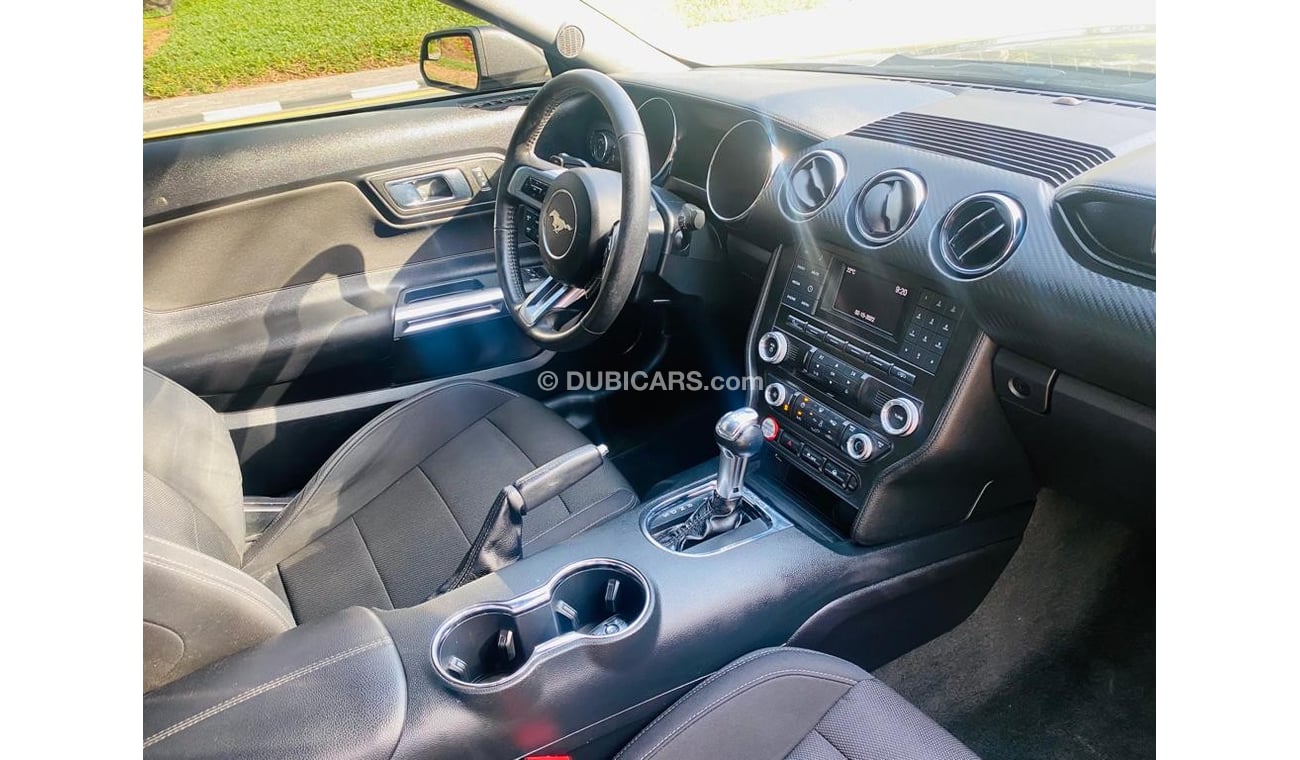 فورد موستانج Std فورد موستنج 2016 وارد بحاله ممتازه 6 سليندر