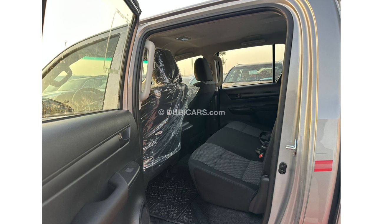 تويوتا هيلوكس TOYOTA HILUX 2.4 AT DIFFLOCK SILVER 2023