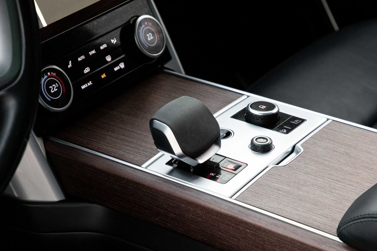 Land Rover Range Rover Range Rover HSE | 8,813 P.M | 0% Downpayment | Perfect Condition!