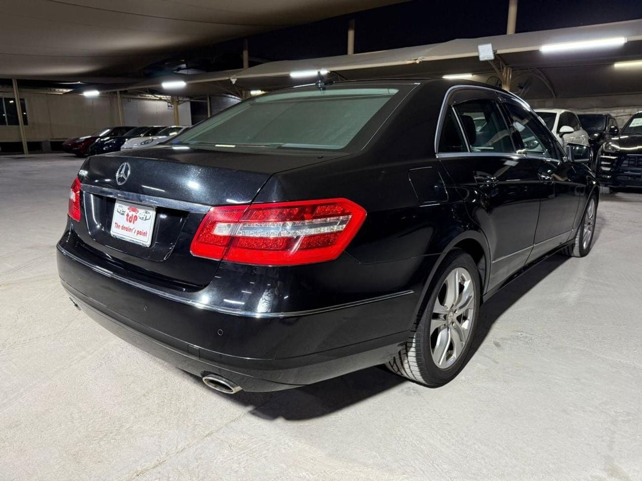 Mercedes Benz E350 3.5L | FULL SERVICE HISTORY| BLACK LEATHER SEATS | PUSH START