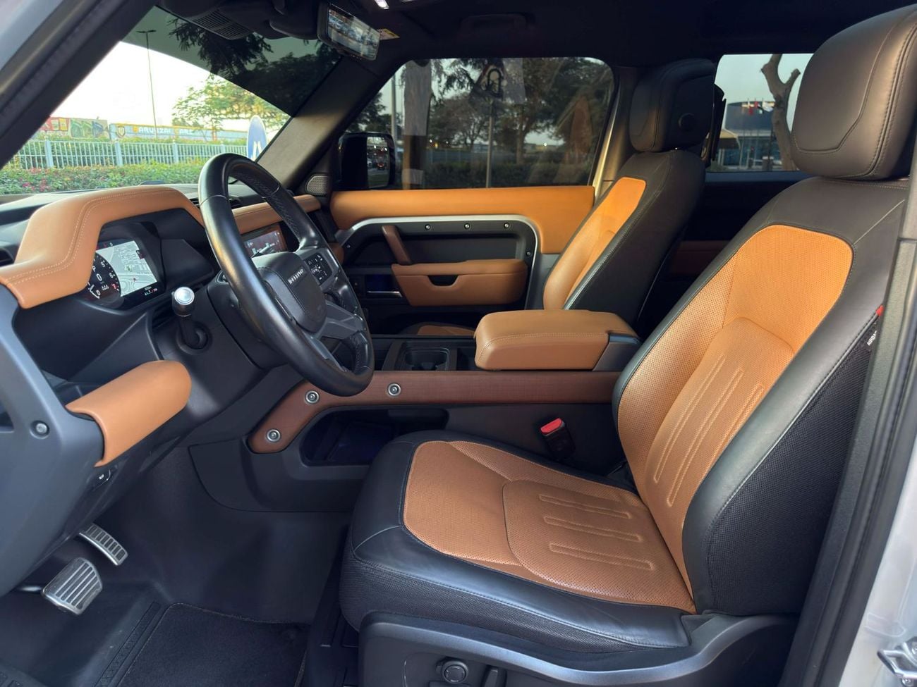 لاند روفر ديفندر P400 90 X 3.0L (6 Seater)