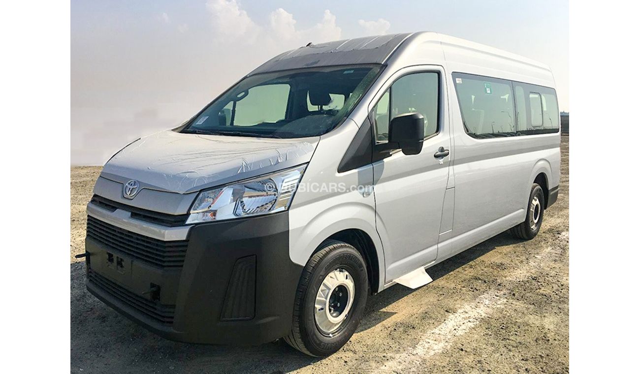 Toyota Hiace COMMUTER PETROL 6MT MODEL 2020