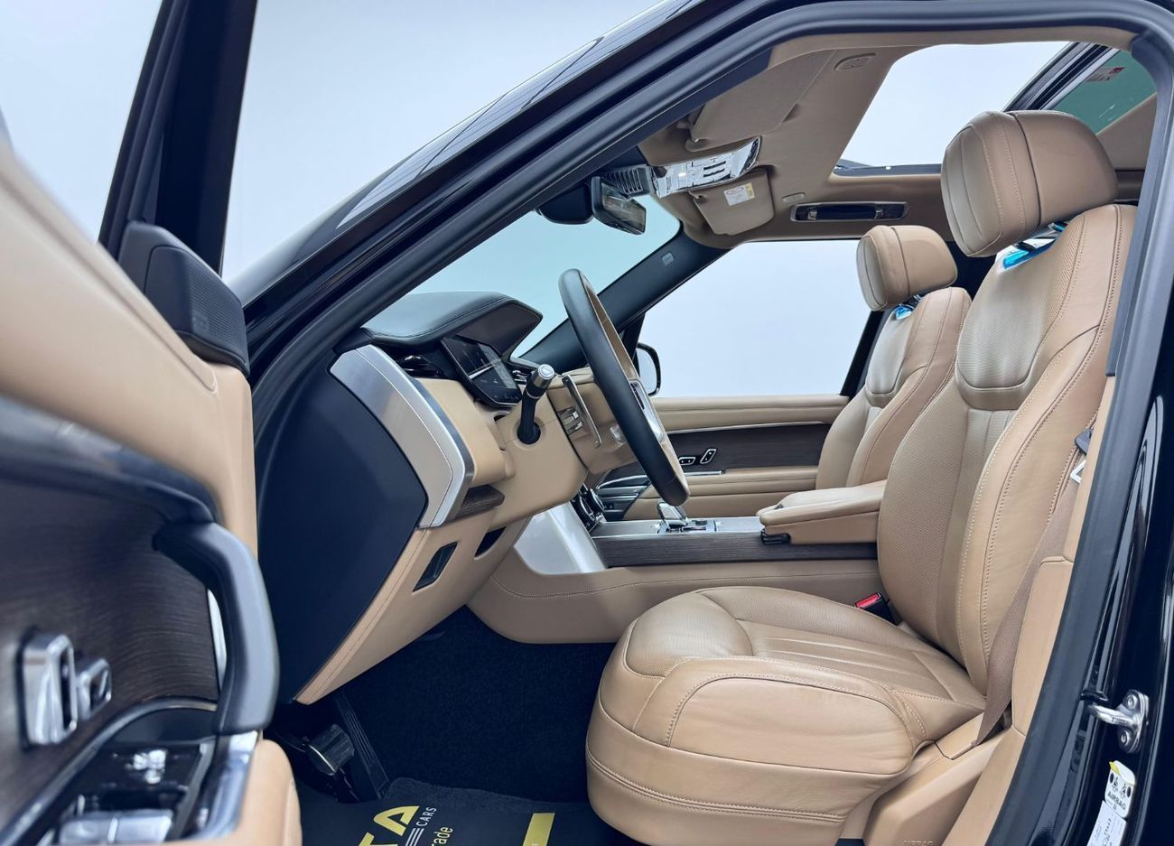 Land Rover Range Rover 2022 Range Rover Vogue HSE P530, Range Rover Warranty + Service Contract, Low Km, GCC