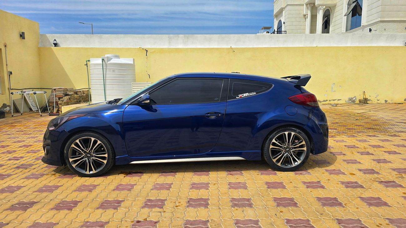 Hyundai Veloster